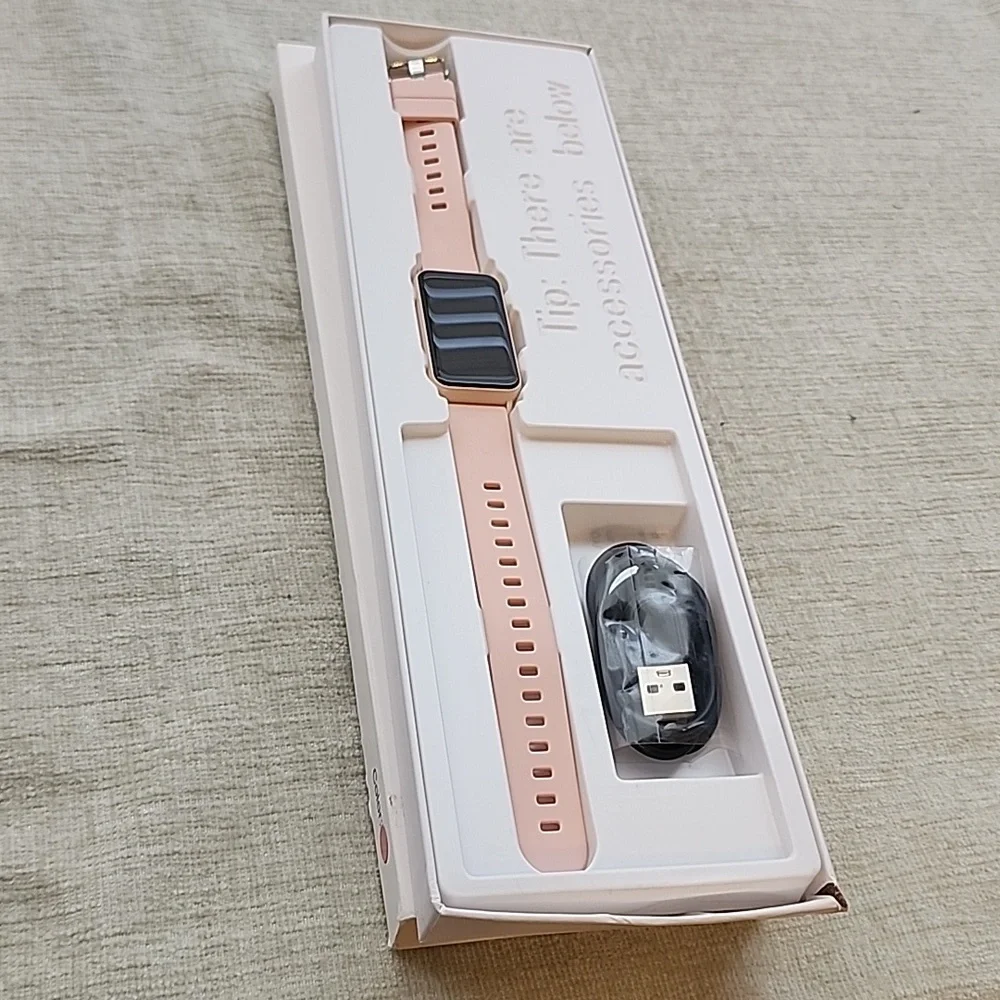 NWT SMARTWATCH WITH PINK BAND